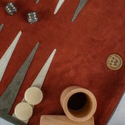 Backgammon De Voyage - Roulable - Cuir Rouge -Rouge et Noir Magasin backgammon de voyage roulable cuir rouge backgammon en cuir de voyage 215553