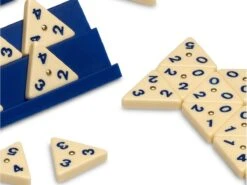 Dominos Triangulaires