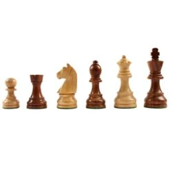 Ensemble Club Acacia - Marron Foncé -Rouge et Noir Magasin ensemble club acacia marron fonce jeu dechecs ensemble classique cadeau bel objet 12a 192382