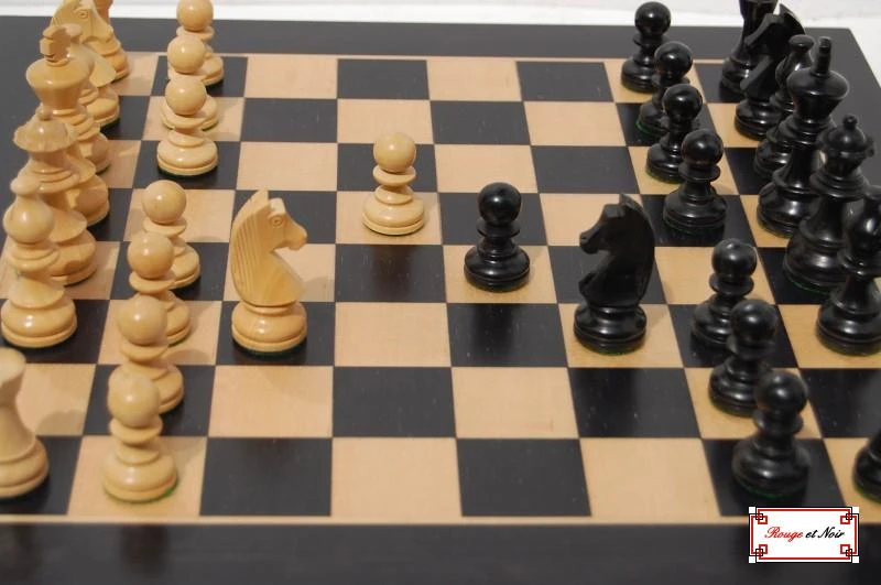 Ensemble Club Noir Ensemble Club Noir -Rouge et Noir Magasin ensemble club noir ensemble dechecs classique 691344