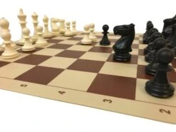 Ensemble Club Plastique -Rouge et Noir Magasin ensemble club plastique ensemble dechecs classique 536908