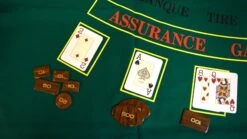 Exemplaire Unique - 100 Jetons Ancien Bakélite -Rouge et Noir Magasin exemplaire unique 100 jetons ancien bakelite coffret de poker de luxe 608114