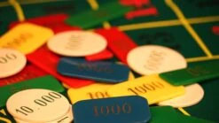 Exemplaire Unique - 200 Jetons Ancien Bakélite -Rouge et Noir Magasin exemplaire unique 200 jetons ancien bakelite coffret de poker de luxe 723662