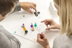 Hasbro I Know -Rouge et Noir Magasin i know jeu de questions 134122