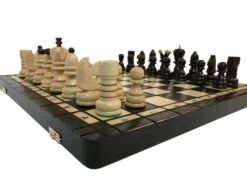 Jeu D'échecs - Coffre Pyrogravé -Rouge et Noir Magasin jeu dechecs coffre pyrograve coffret dechecs et jeu dechecs de voyage en bois 248796