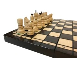 Jeu D'échecs - Coffre Pyrogravé -Rouge et Noir Magasin jeu dechecs coffre pyrograve coffret dechecs et jeu dechecs de voyage en bois 903930