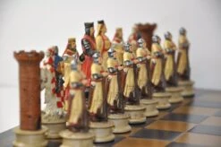 Pièces D’échecs Croisés / Sarazins -Rouge et Noir Magasin pieces dechecs croises sarazins pieces dechecs decoratives figuratives 581021