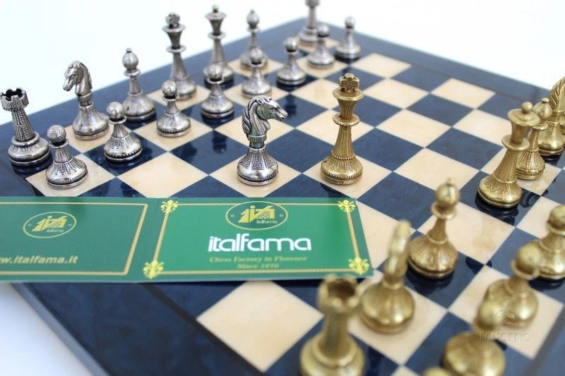 Pièces d'échecs en métal - Mignon - Fait à la main Pièces D'échecs En Métal - Mignon - Fait à La Main -Rouge et Noir Magasin pieces dechecs en metal mignon fait a la main jeu dechecs pieces dechecs classiques et decoratives 733021