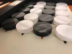 Pions De Backgammon En Acetate Nacrés - Blanc / Noir -Rouge et Noir Magasin pions de backgammon en acetate nacres blanc noir pions de backgammon cadeau bel objet 857137